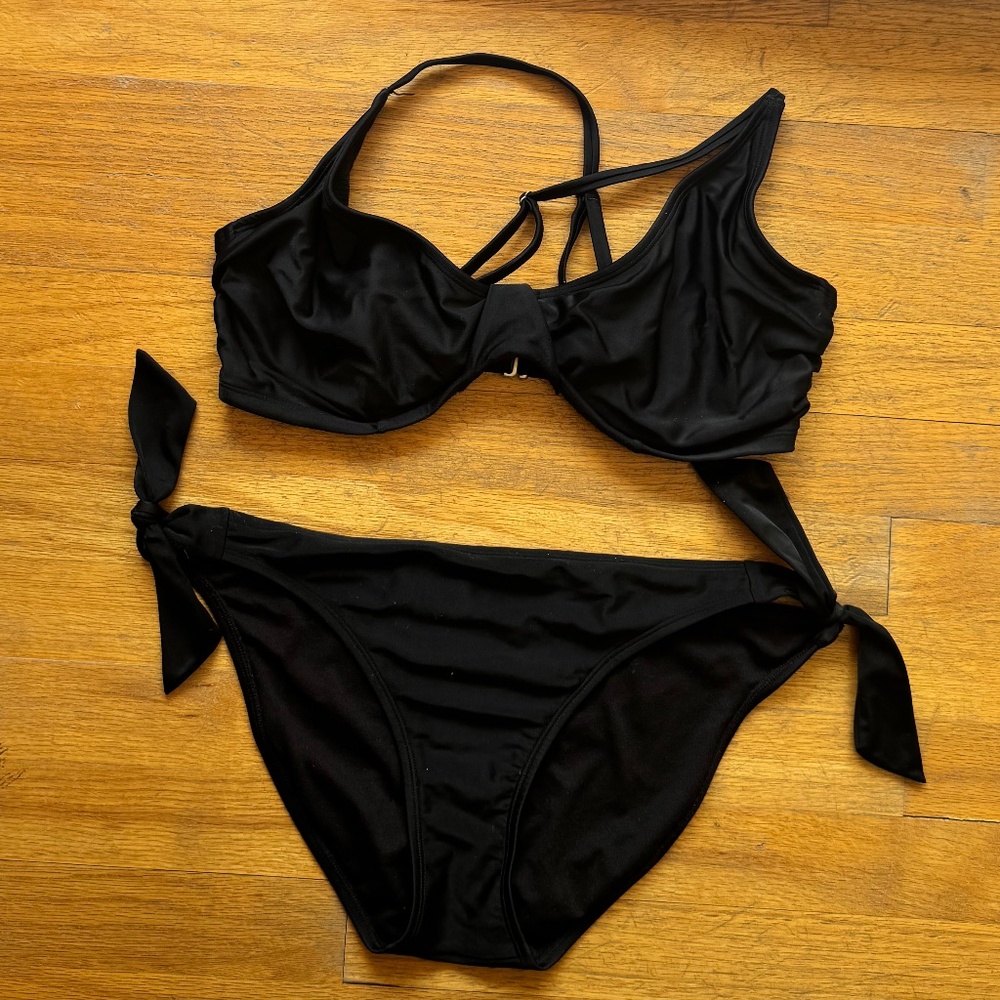Athleta Blk 2 piece Bikini Sz 36 D/DD